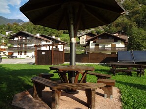BBQ/picnic area - Residence Alessio (Ledro)