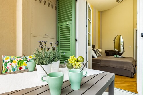 Apartment with all conforts, wifi + parking + elevator + AC and terrace