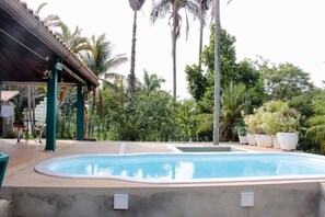 Piscine extérieure