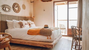 Tweepersoonskamer, uitzicht op zee (GYPSET) | Lakens van Egyptisch katoen, luxe beddengoed, een minibar