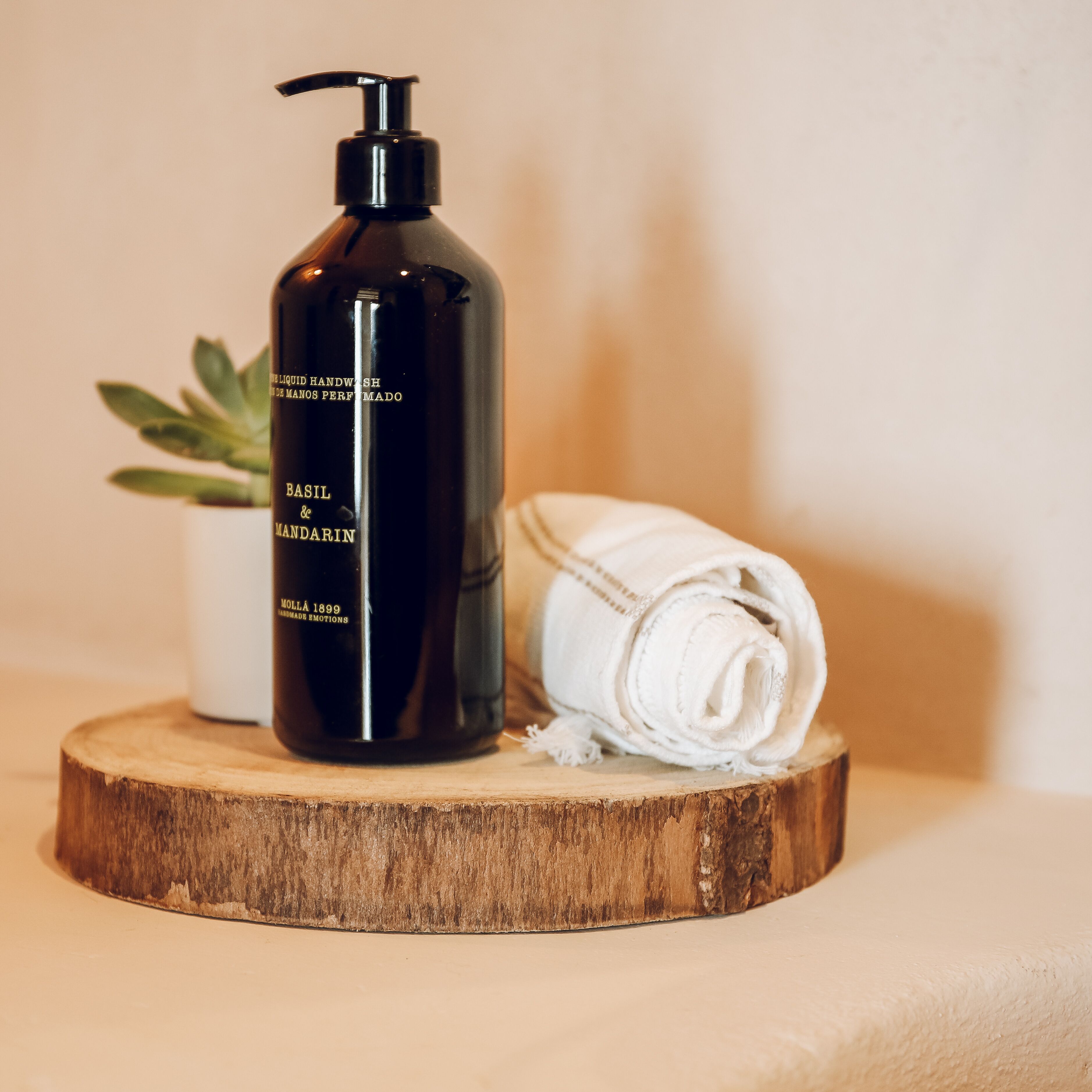 deluxe double room, sea view (nomad) | bathroom | shower, hair dryer, bathrobes, towels