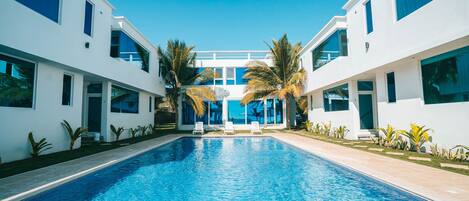 Kolam renang terbuka, payung kolam