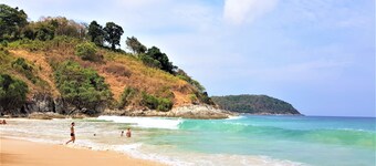 Baan Bua Nai Harn - Rawai - Villa situated in a tropical garden near the beach