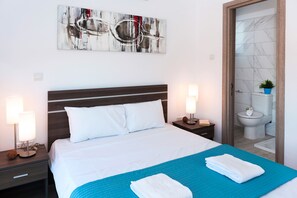 3 chambres, fer et planche à repasser, accès à Internet, literie fournie