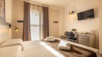 Ropa de cama hipoalergénica, minibar, decoración individual