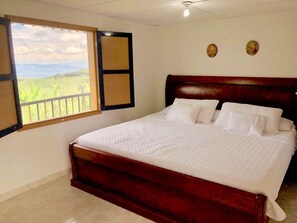 7 bedrooms, WiFi - Finca El Paraíso. Fall in love with the coffee axis ... (Pereira)