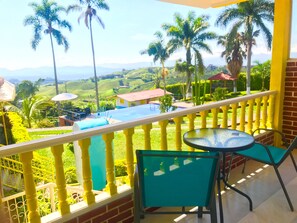 Property grounds - Finca El Paraíso. Fall in love with the coffee axis ... (Pereira)