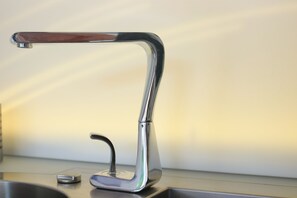 1 chambre, fer et planche à repasser, lit parapluie, Wi-Fi gratuit