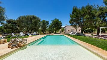 Piscina stagionale all'aperto