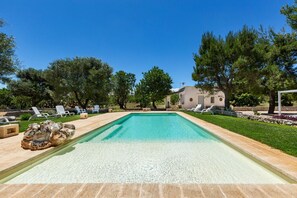 Seasonal outdoor pool - Villa Thea Charming House (Carovigno)