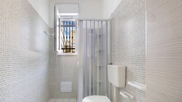 Standard House, 2 Bedrooms | Bathroom | Shower, hair dryer, bidet