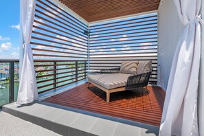Property amenity - Cambria Hotel St Petersburg-Madeira Beach Marina (Madeira Beach)