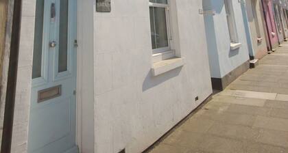 Captains Cottage, a delightful, bright & airy, period property located just a few minutes from the b
