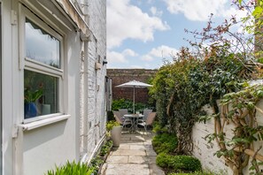 Outdoor dining - Captains Cottage, a delightful, bright & airy, period property located just a few minutes from the b (Deal)