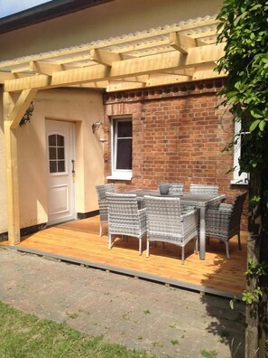 Apartment, Ground Floor (Haus 4) | Terrace/patio - Landhaus Chlosta (Biendorf)