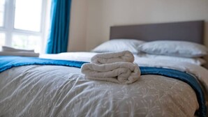 Unclassified image, 2 of 18, button - Explore Riverside House (Reading)