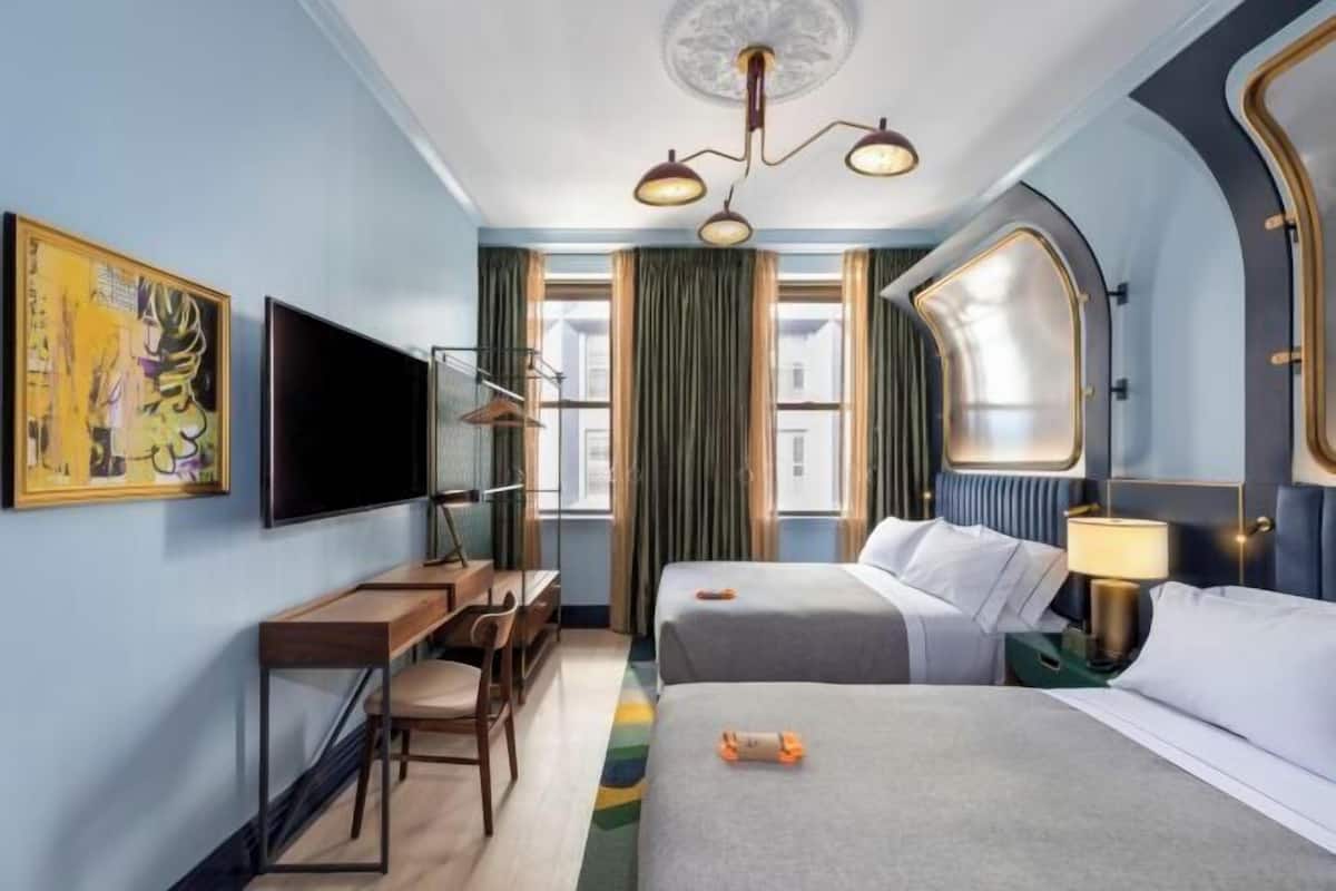 1 bedroom, in-room safe, desk, laptop workspace