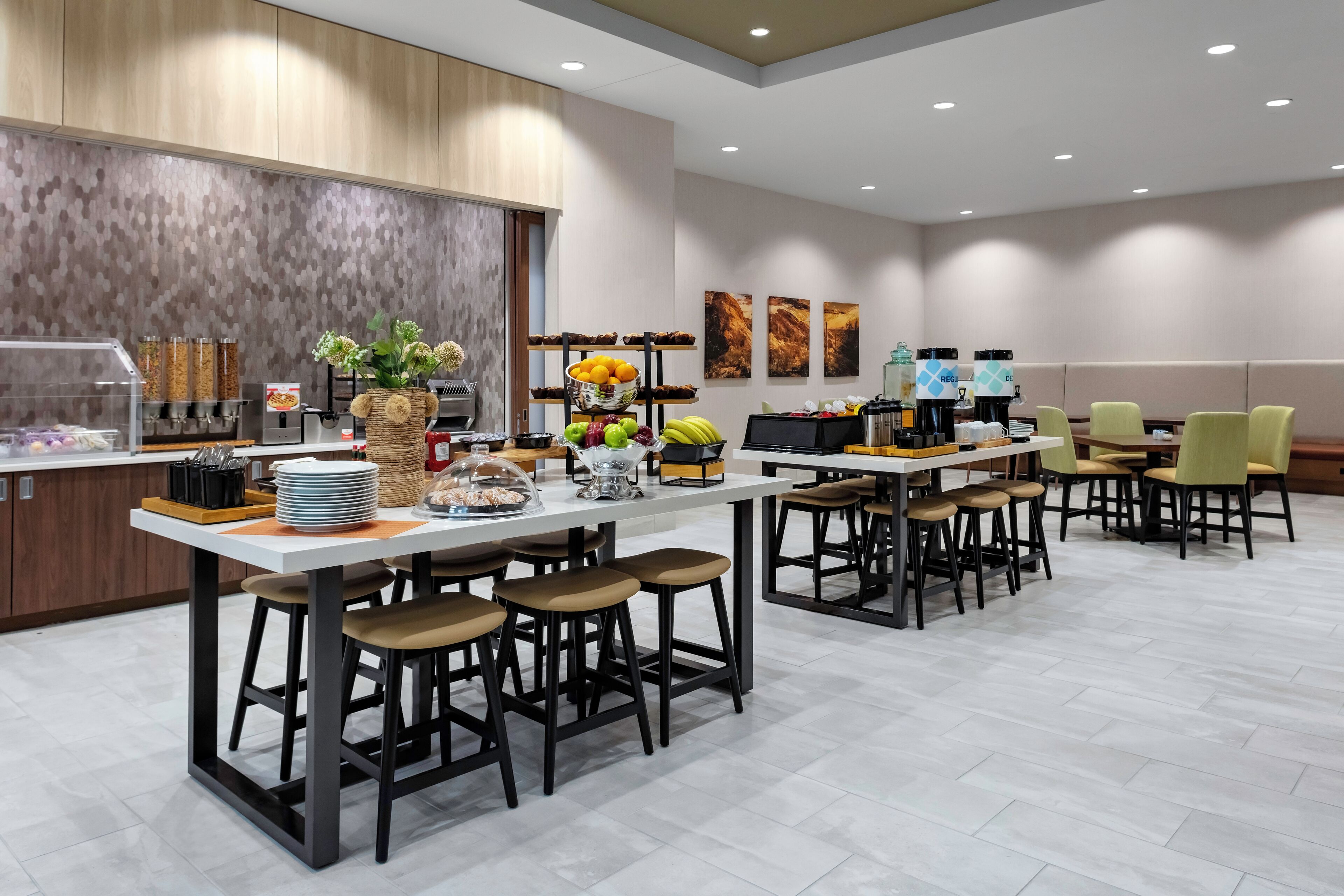 daily cooked-to-order breakfast for a fee