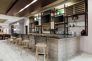 Bar (on property) - Hilton Garden Inn Chandler Downtown (Chandler)