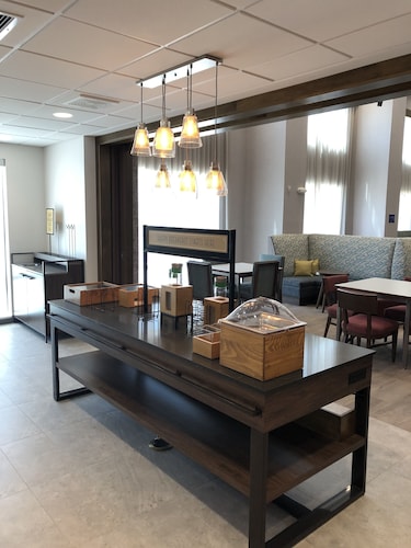 Hampton Inn & Suites Pekin Peoria Area