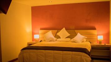 Deluxe Double Room | Down duvets, individually decorated, individually furnished, desk