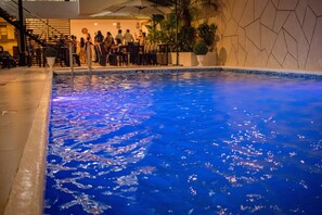 Outdoor pool, open 9:00 AM to 10:00 PM, pool umbrellas - Murano Hotel (Moyobamba)