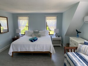 3 Schlafzimmer, Schreibtisch, Bügeleisen/Bügelbrett, kostenloses WLAN