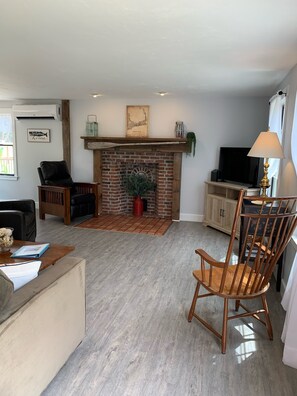 Smart-TV, Bücher, Drucker