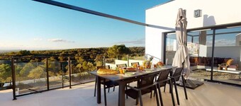 Villa Neuve Contemporaine SUR LES Hauteurs D'uzes Avec Piscine Chauffee