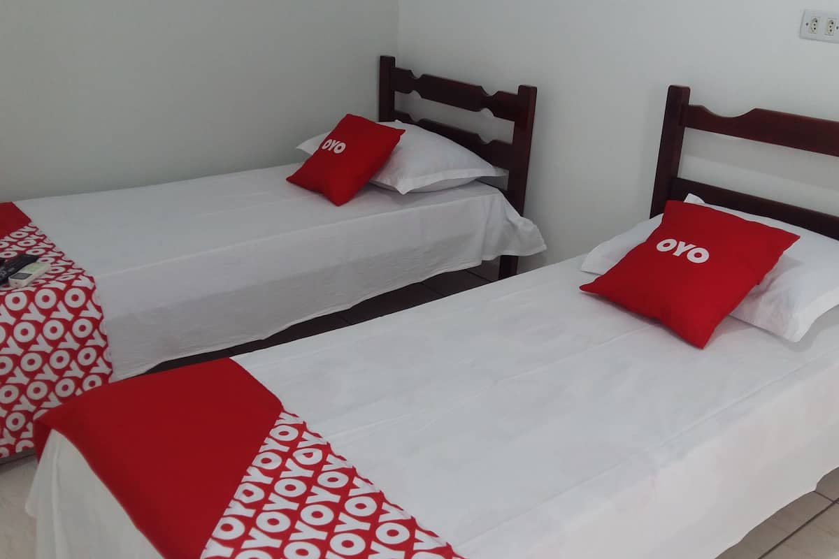 Room (Quintuple, 5 Single beds) | Soundproofing, iron/ironing board, free WiFi, bed sheets