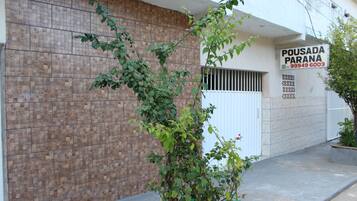 Entrada de la propiedad