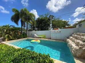 Piscine couverte, piscine chauffée