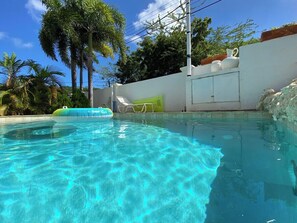 Innenpool, beheizter Pool