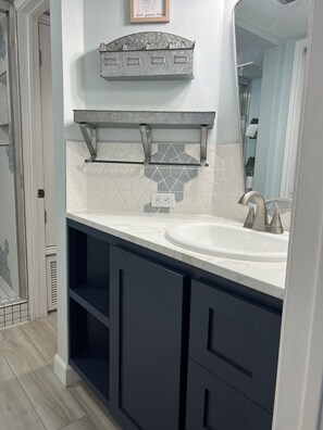 Dusche, Handtücher, Seife