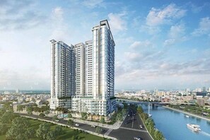 Exterior - CENTRAL LOCATION - LUXURY CONDO - POOL - GYM (Hồ Chí Minh)