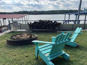 Property grounds - Lakeside House - #16 (Kingsland)