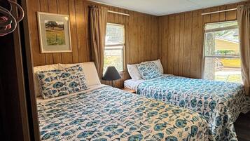 1 slaapkamer, een strijkplank/strijkijzer, gratis wifi, beddengoed