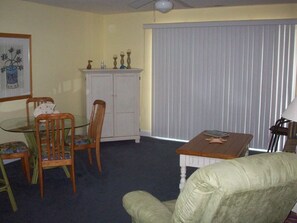 Interior - Well known for their beautiful warm and sandy beaches (Almancil)