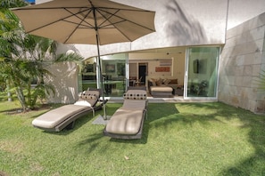 Exterior detail - JUUB Luxury 3 Bedroom House at Playa diamante (Acapulco)