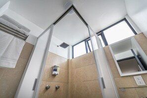 Departamento | Regadera en el baño