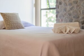 Maison | Espace de travail pour ordinateur portable, draps fournis