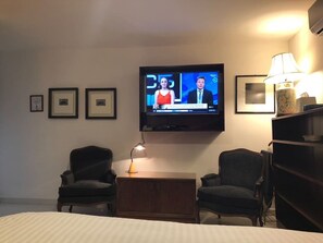 Flat-screen TV - CASA INGENIO Deep Inside Los Mochis (Los Mochis)