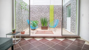 Unclassified image, 2 of 22, button - JUUB Newly Renovated cozy apt w/terrace at La Roma (Mexico City)
