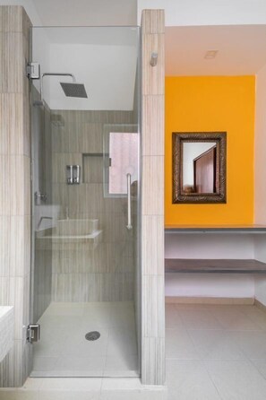 Apartment | Bathroom