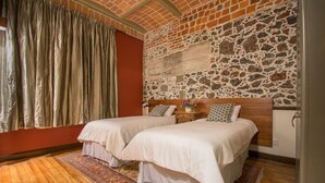 Unclassified image, 4 of 18, button - CASA SAUTO Cozy Luxury Suite in Historic Building (Mexico City)