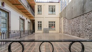 Unclassified image, 2 of 18, button - CASA SAUTO Cozy Luxury Suite in Historic Building (Mexico City)