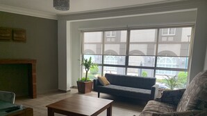 Unclassified image, 3 of 27, button - JUUB One bedroom apt at Perfect Location (Mexico City)