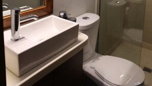 Unclassified image, 2 of 27, button - JUUB One bedroom apt at Perfect Location (Mexico City)