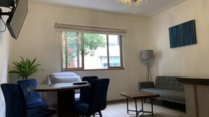 Studio | Living room | Flat-screen TV - JUUB Amazingly Locate One Bedroom Loft (Mexico City)