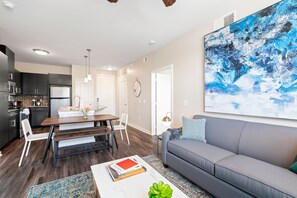 Family Apartment, 2 Bedrooms, Non Smoking, 2 Bathrooms (Self Check-in with Virtual Front Desk) | Living area